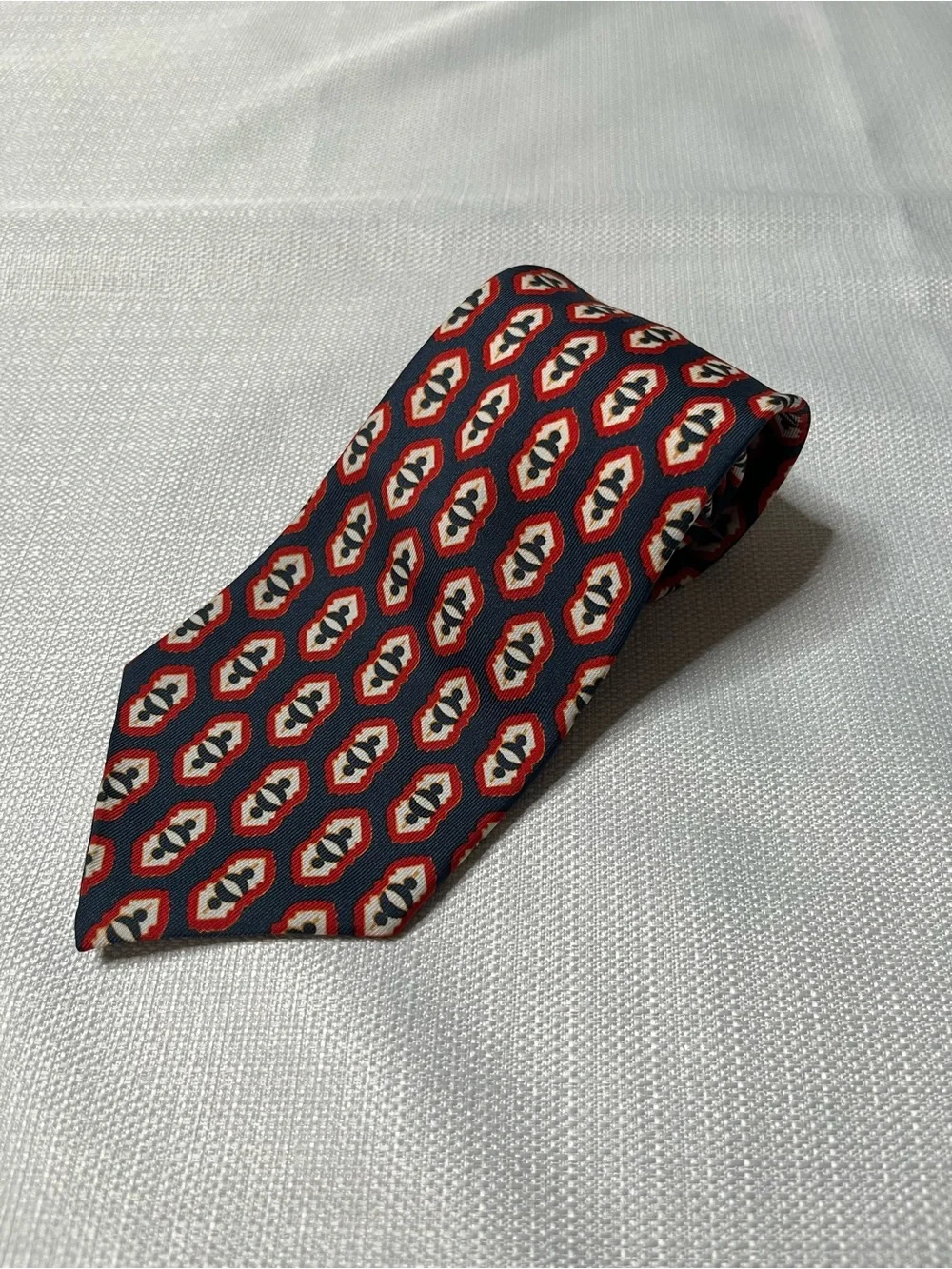 Vintage Sans Palma Boutique Geometric Medallion Print Tie Navy Red Grandpacore